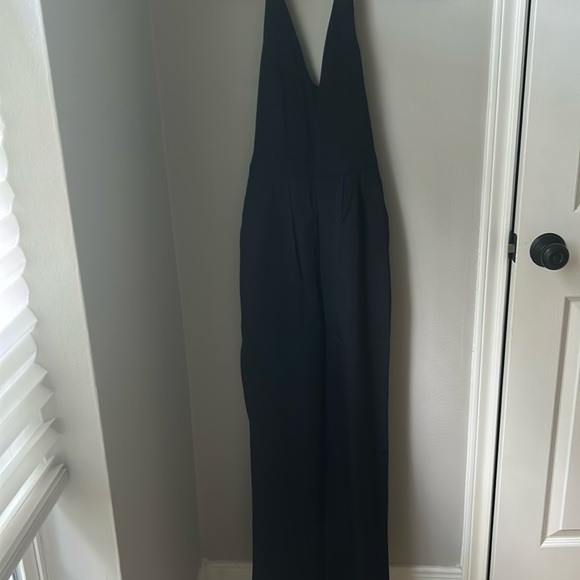 Black halter jumpsuit - Picture 3 of 7
